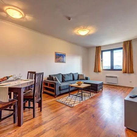 Aparthotel Silver Hills Free Parking Smolyan