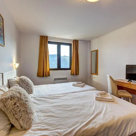 Aparthotel Complex Silver Hills 3*